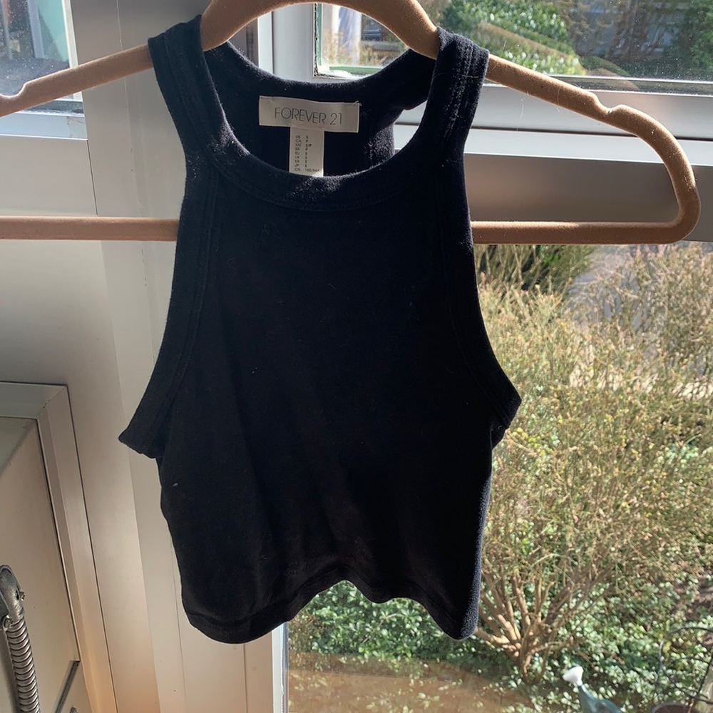 Black crop top